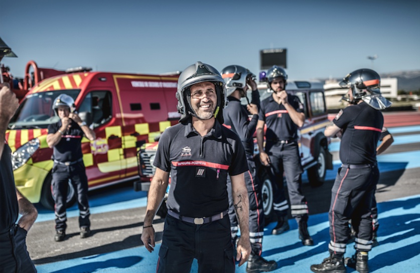 Pompiers_en_uniforme